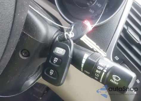 2014 Hyundai Elantra Se z USA, uszkodzony, nr VIN 5NPDH4AE1EH455395